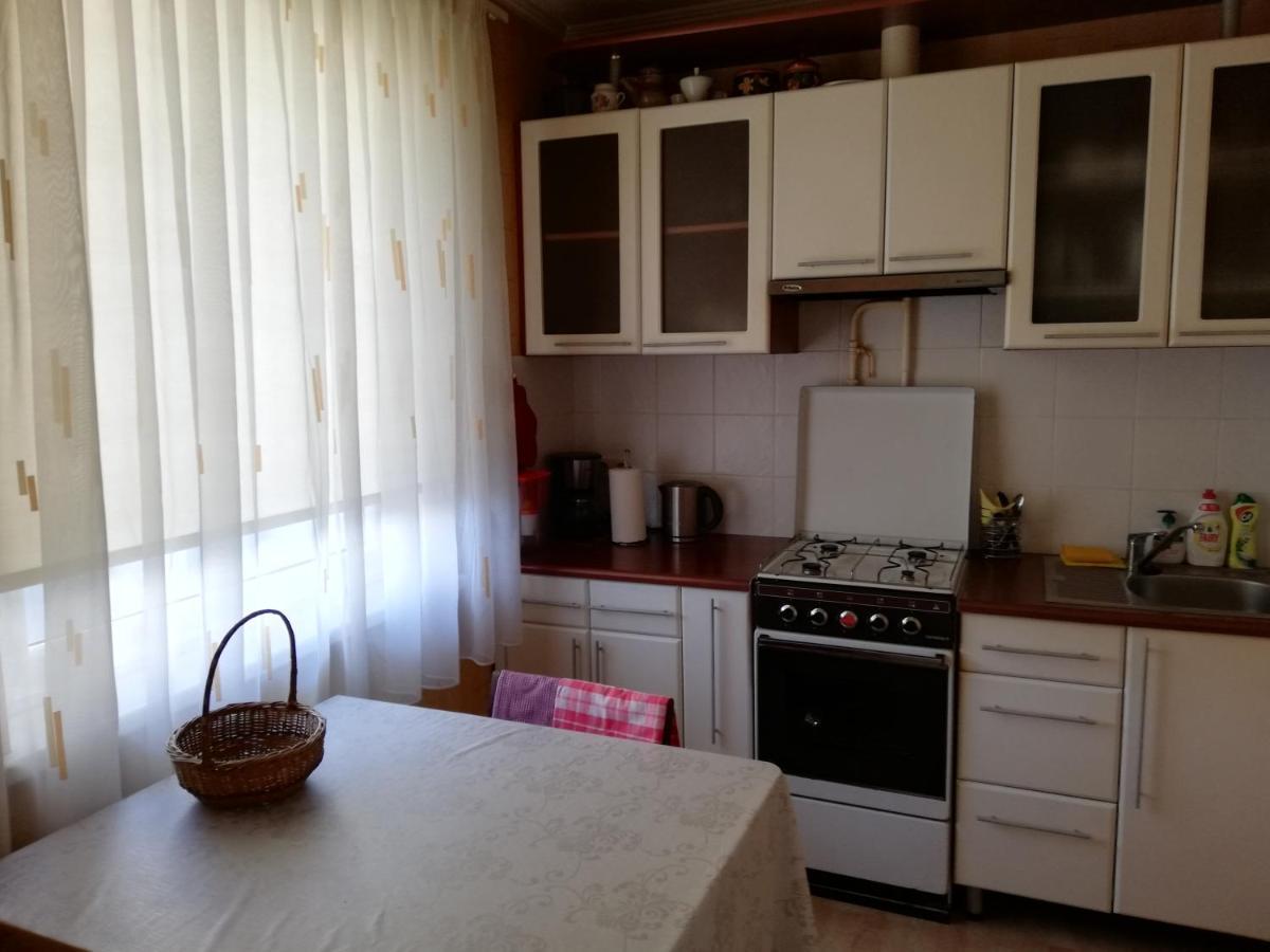 15 Minutes From The Beach And City Center 7 Minutes From The Airport Riga Exteriör bild