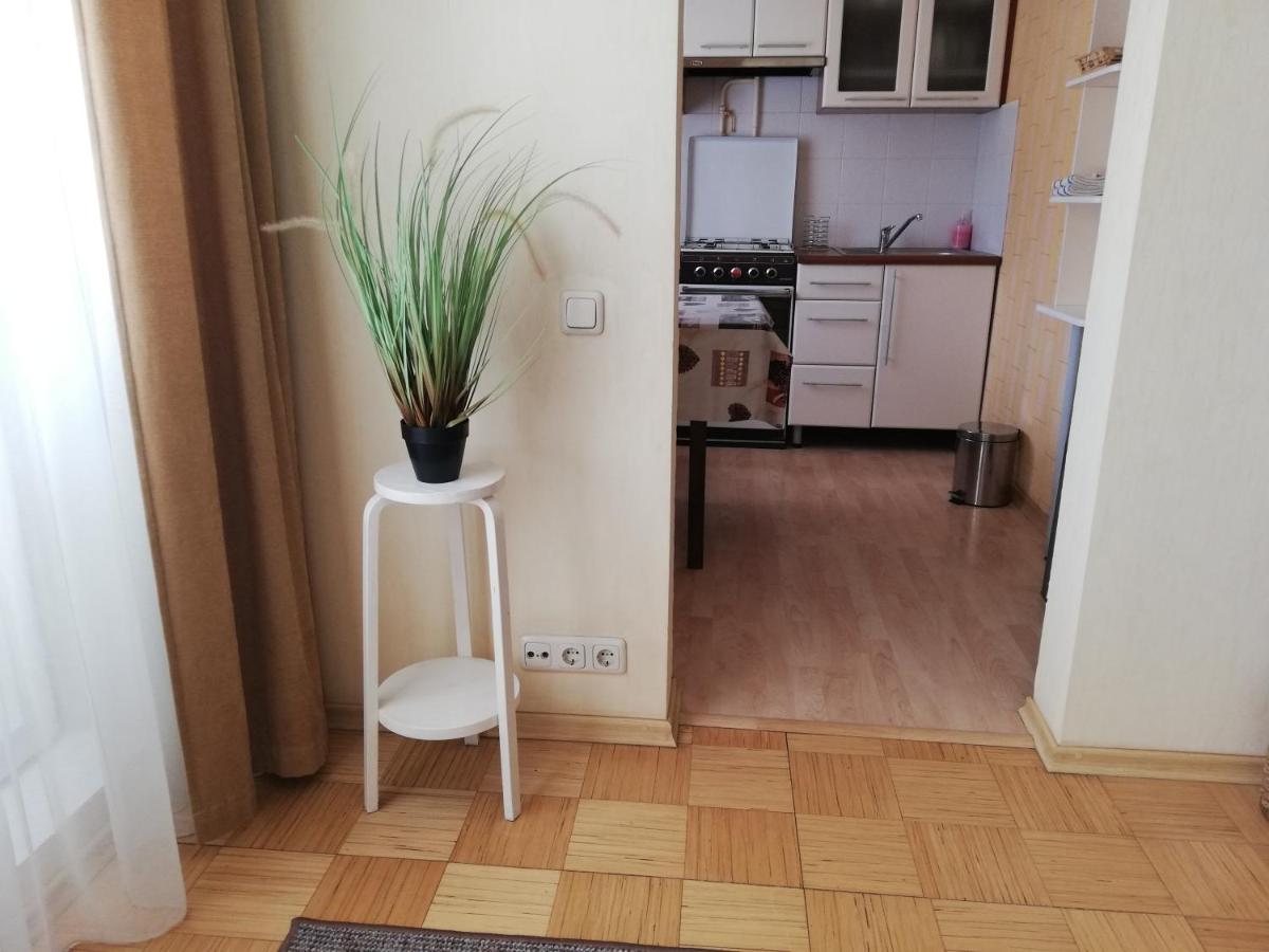 15 Minutes From The Beach And City Center 7 Minutes From The Airport Riga Exteriör bild